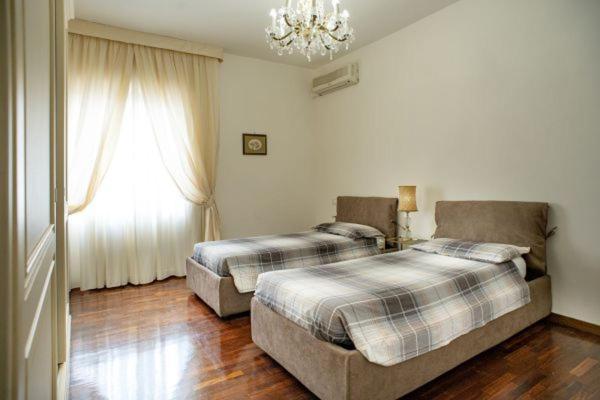 צ'יסטרנה די לטינה Villa Laura מראה חיצוני תמונה