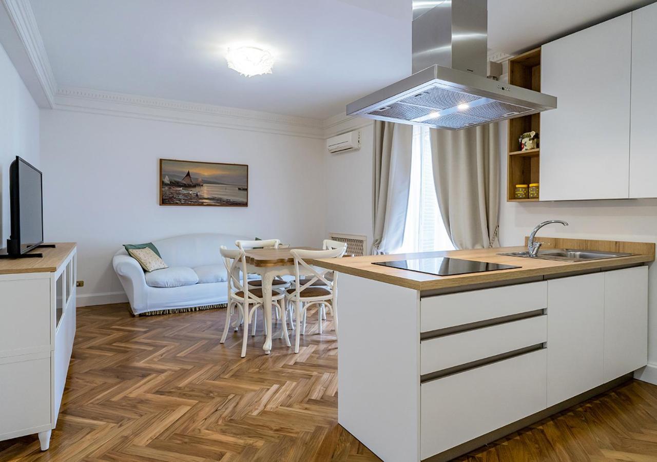 צ'יסטרנה די לטינה Villa Laura מראה חיצוני תמונה