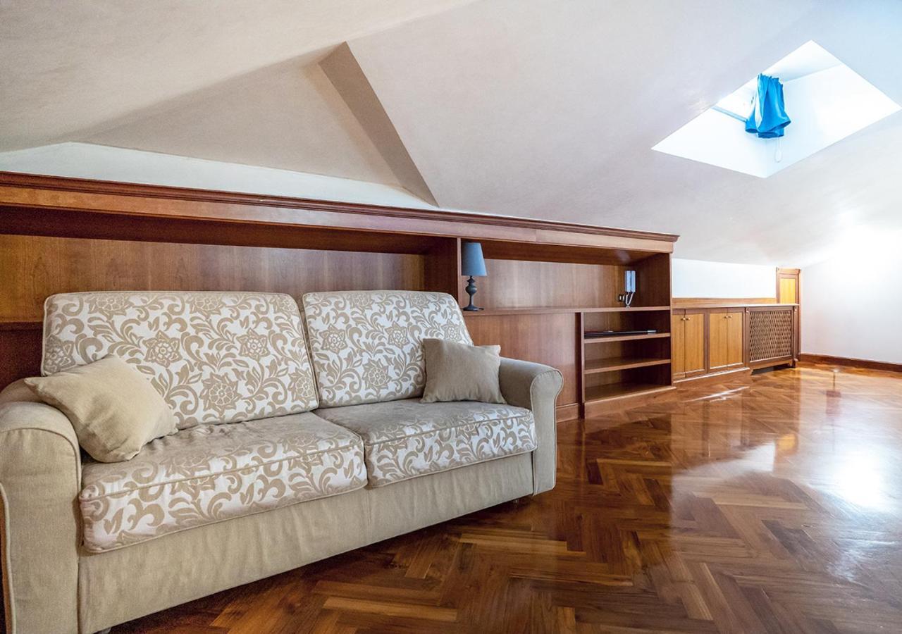 צ'יסטרנה די לטינה Villa Laura מראה חיצוני תמונה